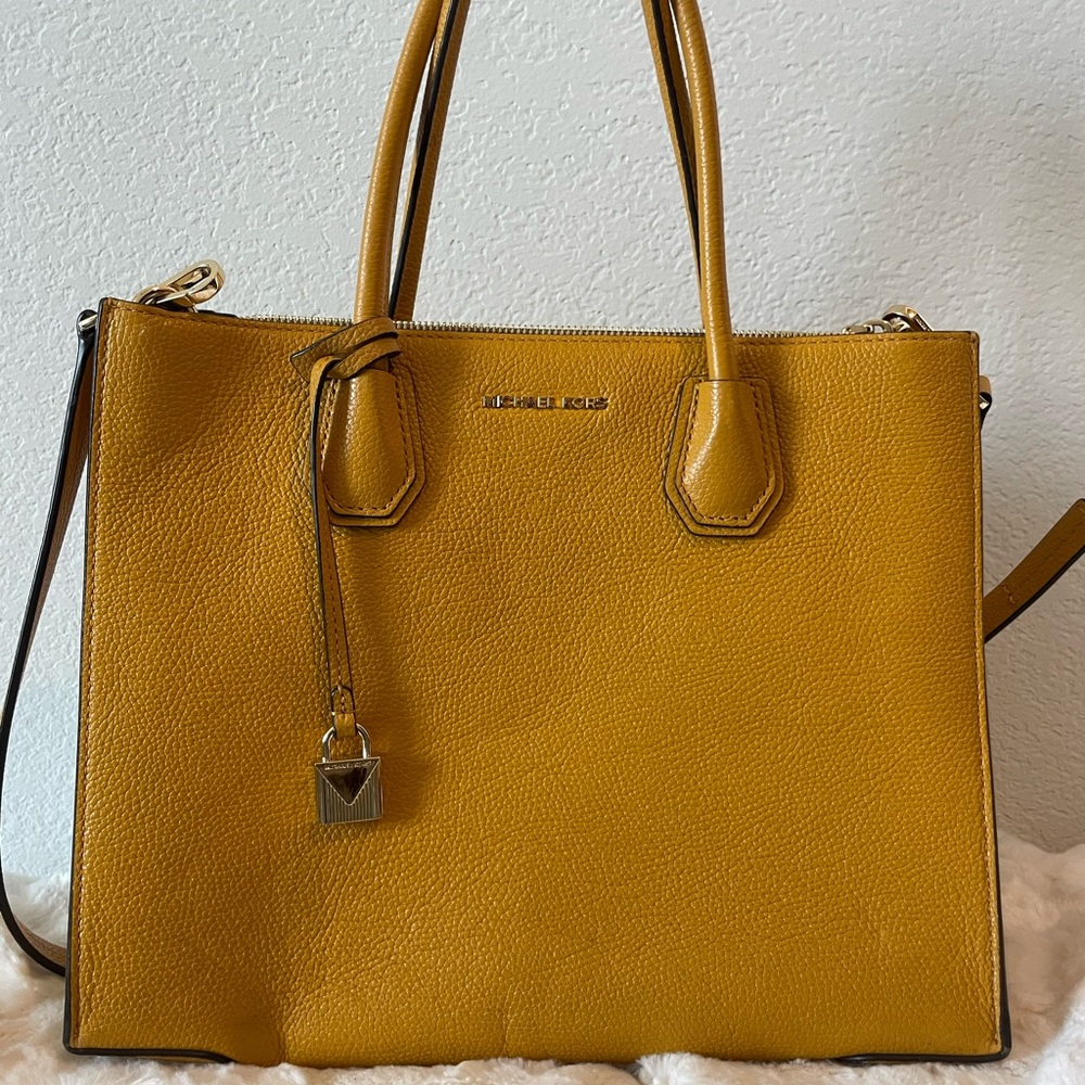 MK large conversion tote